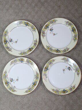 Set of 4 Thomas Bavaria Asturia Gold Trimmed Floral 6 1/8" Small Dessert Plates